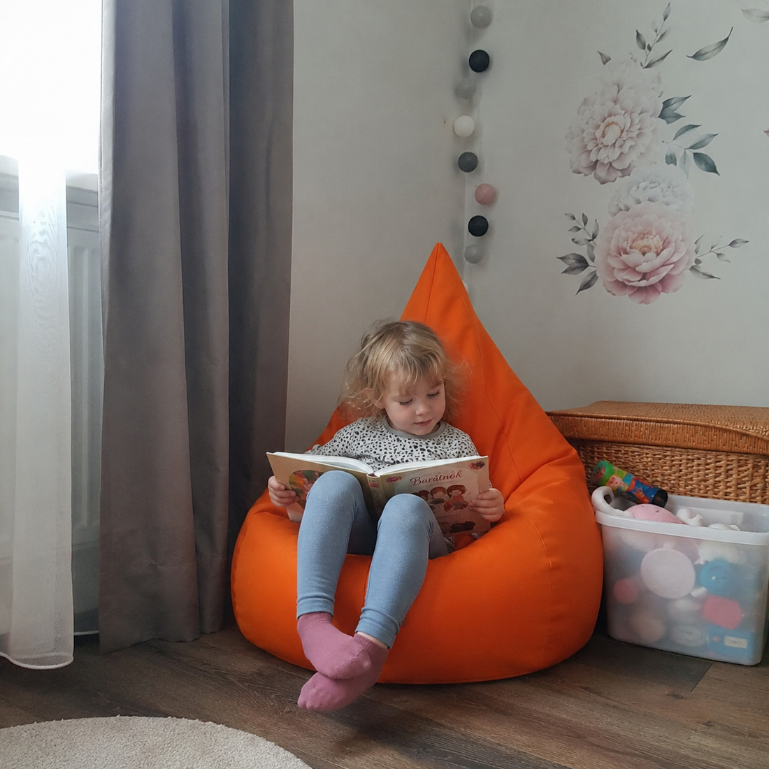 Amíg mi pakoltunk, neki már megvan a helye